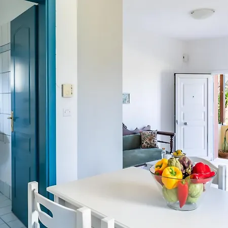 Lithos Apartment